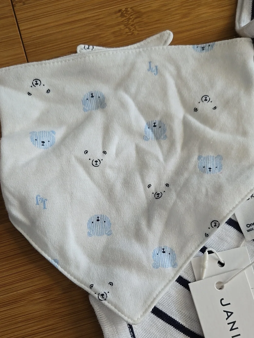 NWT Janie and Jack Baby Bodysuit And Bib Set - 0-3M